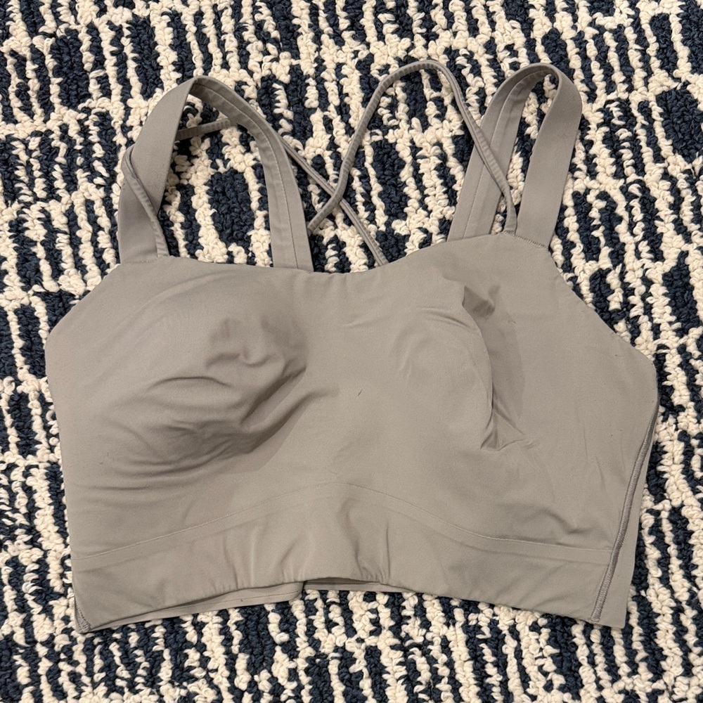 Lululemon- like a cloud bra